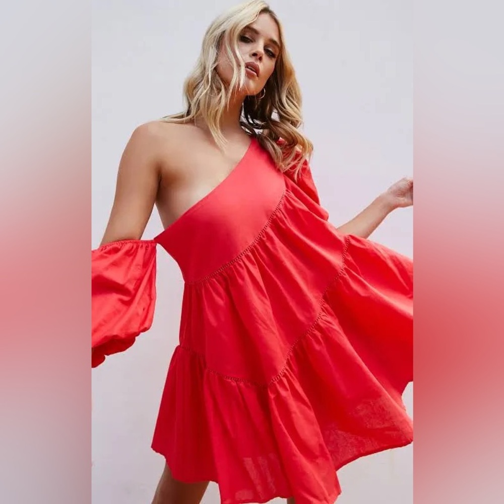 NWT- Showpo Harleen Mini Dress in Red
